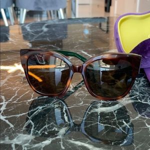 Gucci Tortoise Sunglasses with side detail